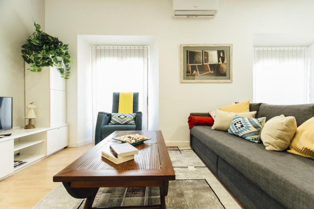 Bright And Comfortable- 2D 2B- Conde De Torrejon Sevilha Exterior foto